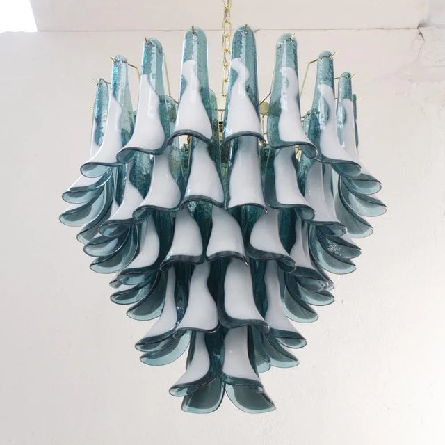 White and Octanium Murano Glass Petal Chandelier, Italy, 1990s For Sale - Image 6 of 11