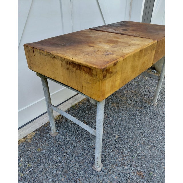 1940s Vintage Butcher Block Table For Sale - Image 5 of 7