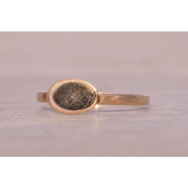 The Obe: Child's Yellow Gold Signet Ring For Sale - Image 4 of 10