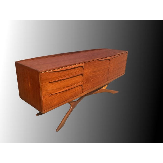 Mid-Century Teak Sideboard by Val Rossi for Beithcraft For Sale - Image 13 of 18