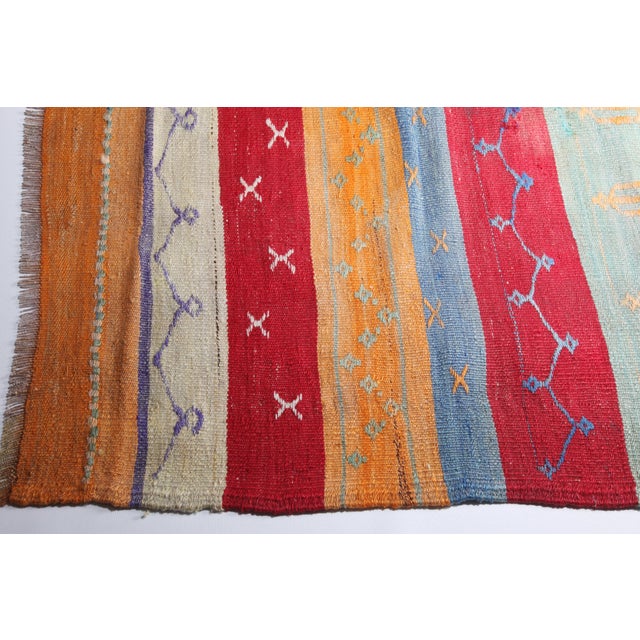 1950s 1950s Vintage Turkish Kilim Rug -5' 11'' X 8' 2'' For Sale - Image 5 of 11