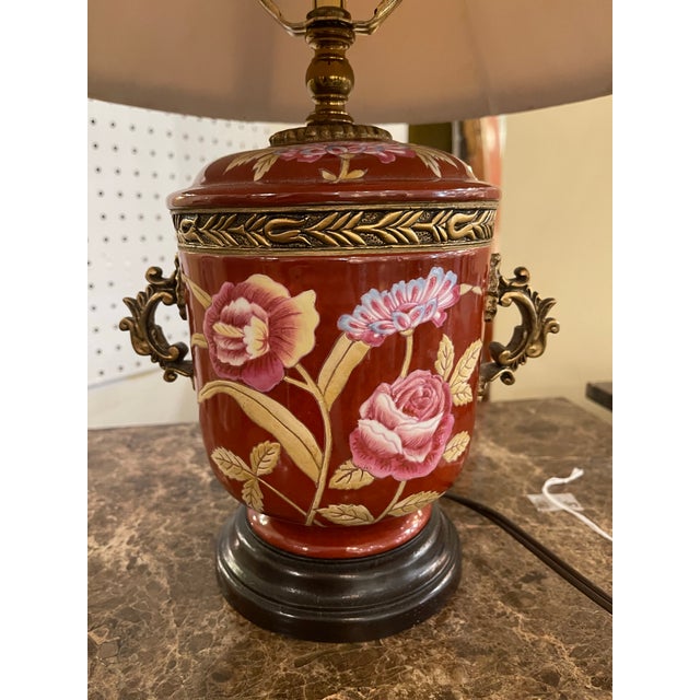 Chinoiserie Vintage Floral Table Lamp For Sale - Image 3 of 7