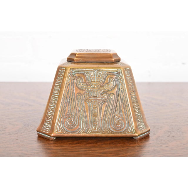 Art Deco Tiffany Studios New York Chinese Pattern Large Bronze Inkwell, Circa 1910 For Sale - Image 3 of 12