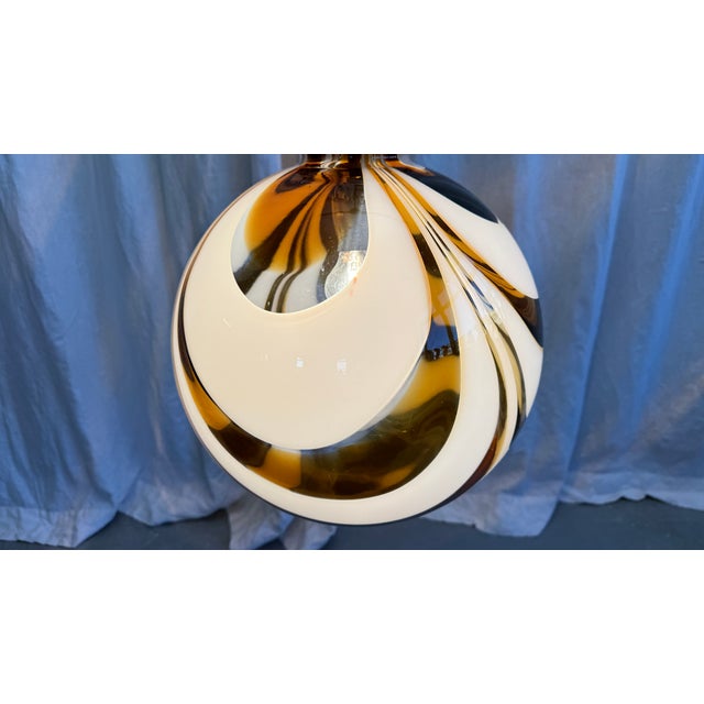 Mid-Century Italian Amber and White Swirl Murano Glass Pendant with Chrome Suspension attributed to Mazzega, 1970s For Sale - Image 6 of 18