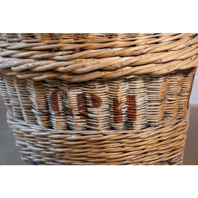 Brown Early 20th Century French Wicker Grape Harvesting Basket For Sale - Image 8 of 9