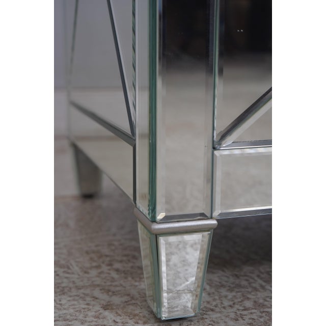 1980s Pair of Maitland Smith Beveled Mirror Clad 4 Drawer Nightstands For Sale - Image 11 of 18
