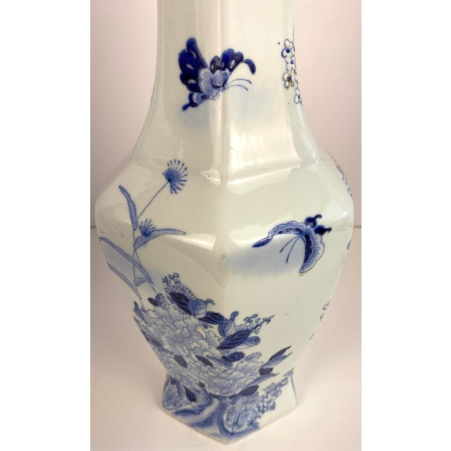 Blue Pair of Fine Chinese Blue and White Porcelain Vases, Jingdezhen Attributed For Sale - Image 8 of 10
