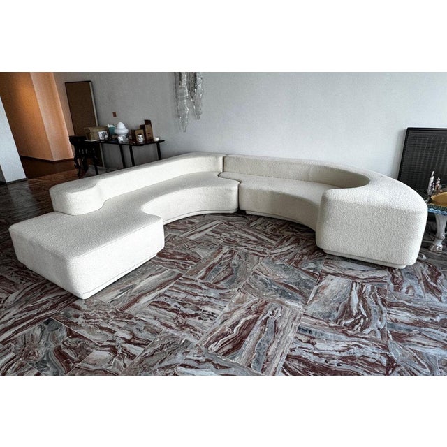 Vintage Lara Sofa in White Bouclé by Roberto Pamio for Stilwood, 1970s For Sale - Image 3 of 18