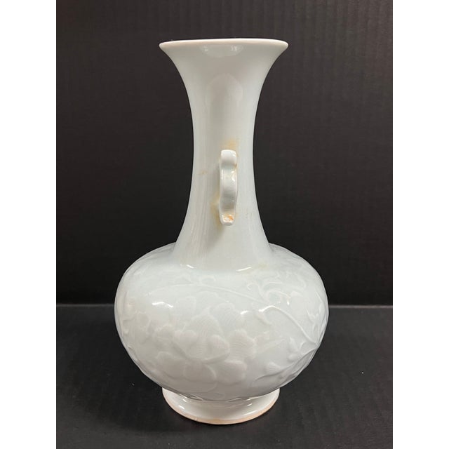 Chinese Late 20th Century Chinese Art Antique White Glazed Porcelain Qingbai Vase For Sale - Image 3 of 11