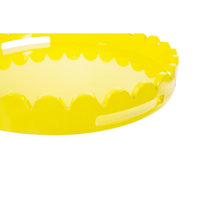 Kenneth Ludwig Chicago Round Scalloped Riviera Tray - Yellow For Sale - Image 4 of 9