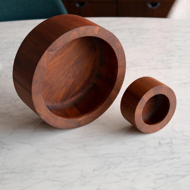 Dansk Designs Danish Teak Serving Salad Bowls by Jens Quistgaard for Dansk- Set of 2 For Sale - Image 4 of 13