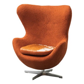 Bouclé Armchair in the style of Jacobsen, 1970s For Sale