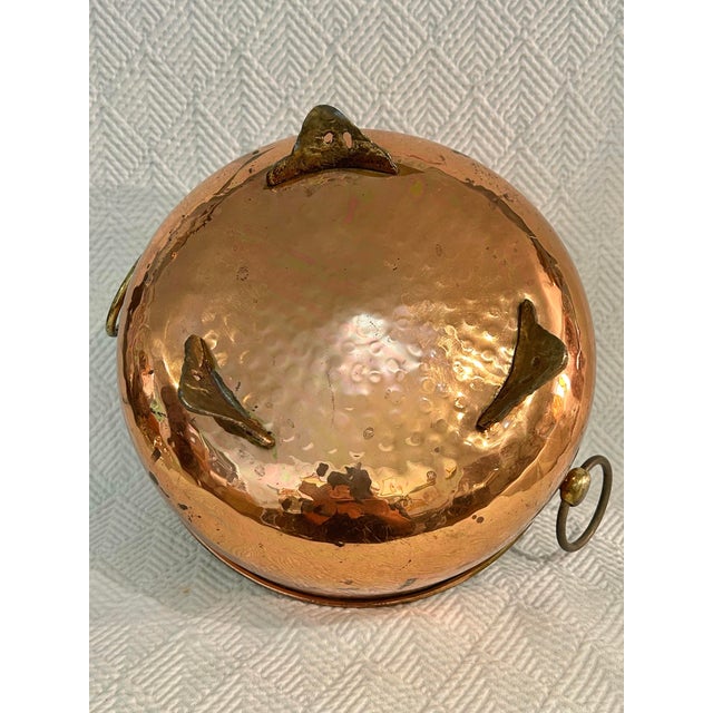 Vintage Hammered Copper Footed Cachepot Bowl With Brass Ring Handles, 10.5” For Sale - Image 10 of 11
