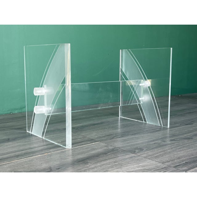 Vintage Lucite table base The Lucite in this base is 1"Thick The table base has minor wear and is in great vintage...