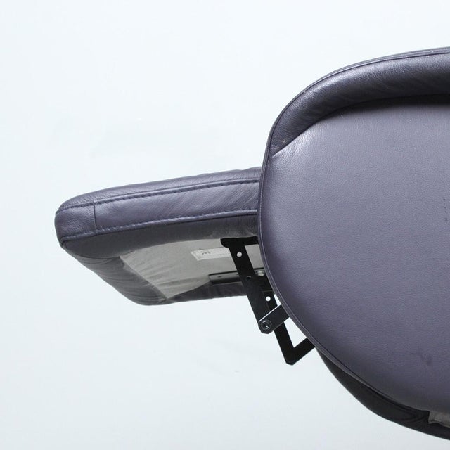 Adjustable Reclining Relax Chair in Purple Leather with Stainless Steel Frame For Sale - Image 4 of 11