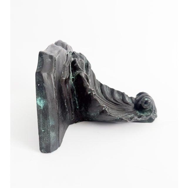 1980s Vintage Regency Rococo-Style Ornate Shell Wall Bracket Shelf For Sale - Image 5 of 8