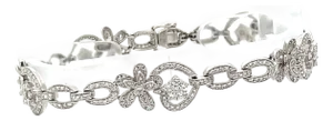 18k Gold 2.78 Carat Total Weight Diamond Floral Bracelet