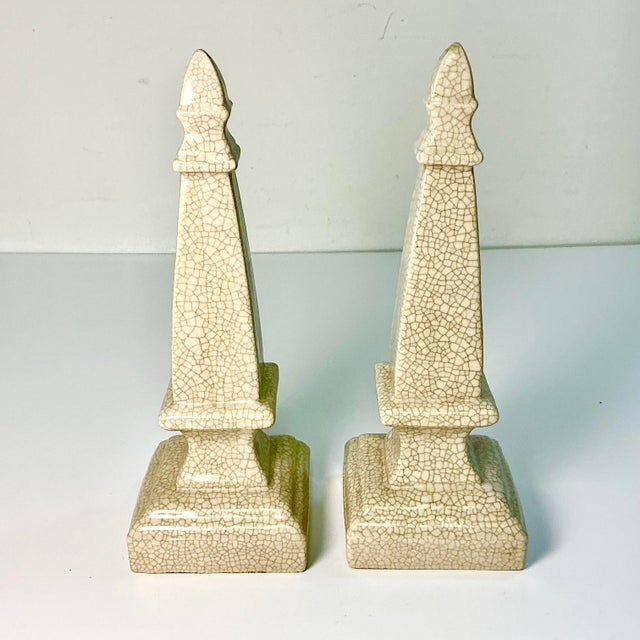 1980s Vintage Boho Chic Hollywood Regency Crackle Finish Ceramic Obelisk - A Pair. For Sale - Image 12 of 12