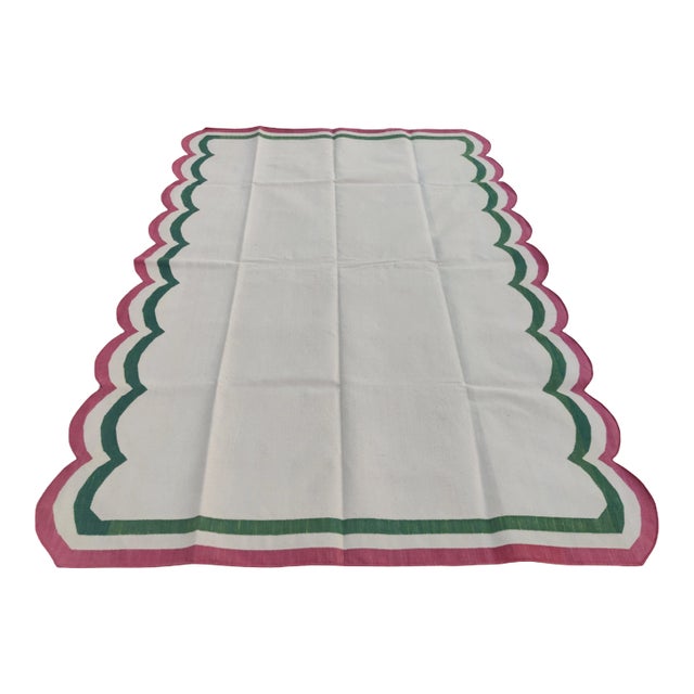 Handmade Cotton Vegetable Dyed Scalloped Edge Rug Cream With Green and Raspberry Pink Border - 9x12 For Sale