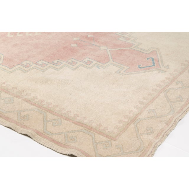 Turkish Mid 20th Century Distressed Turkish Rug in Soft Pink For Sale - Image 3 of 10