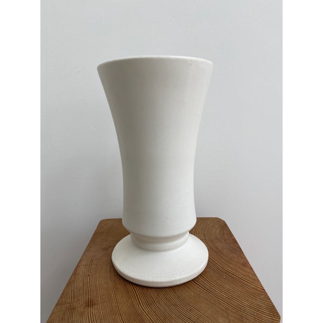 1940s 1940’s Modern Matte White Ceramic Vase For Sale - Image 5 of 13