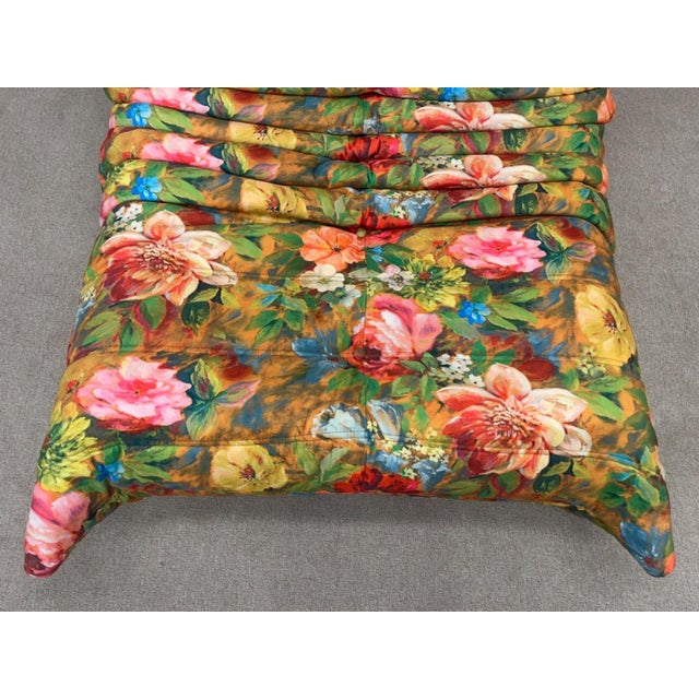 Mid-Century Modern Togo Settee from Ligne Roset, 1989 For Sale - Image 3 of 18