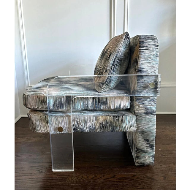 Textile Lucite Lounge Chair With Pillow Attributed to Vladimir Kagan For Sale - Image 7 of 12