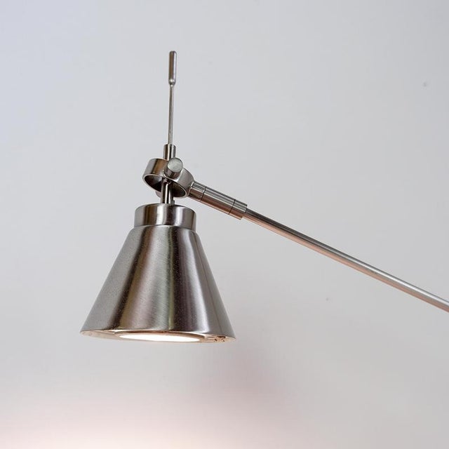 Measures : 70cmx15cm H:70cm variable Up to 250V (Europe/UK Standard).The wiring of this item may be original and might...