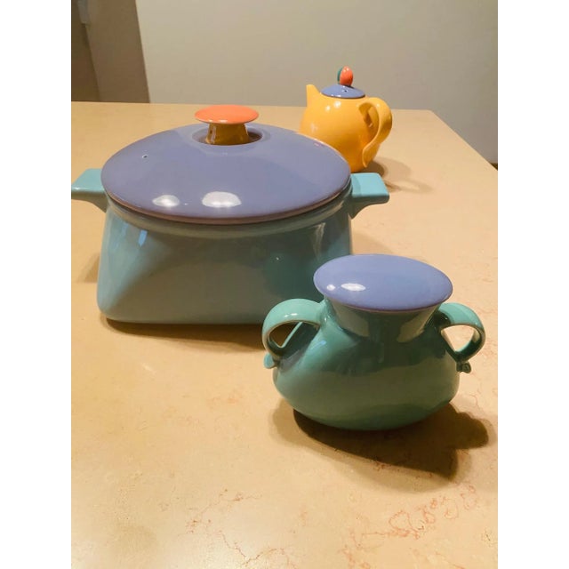 Rare, Never-Used Lindt Stymeist Colorways Serveware Set of 4 - Memphis Postmodern Japan For Sale - Image 11 of 13