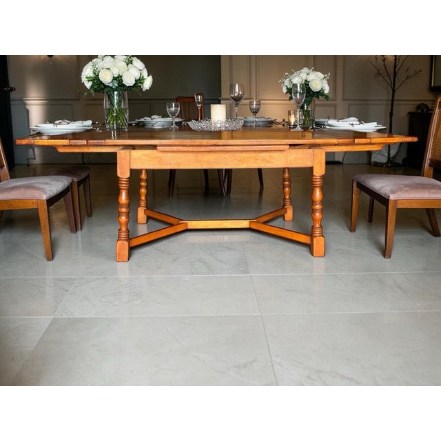 1940s High Quality Cushman Colonial Creations Solid Rock Maple Draw Leaf Table. For Sale - Image 11 of 12