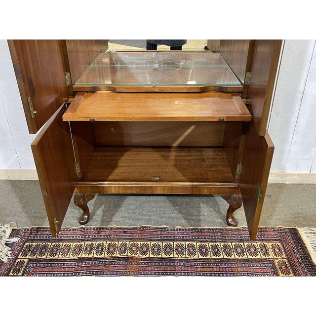1950s English Bar Buffet in Walnut and Walnut Burl, 1950s For Sale - Image 5 of 18