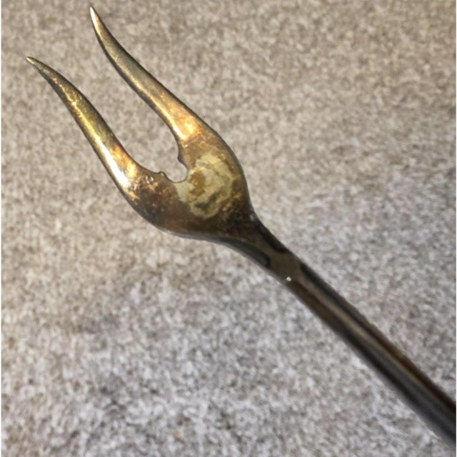 Art Deco Wm. Rogers & Son Lady Fair 6 Inch Silver-Plated Vintage Cocktail Pickle Fork For Sale - Image 3 of 8
