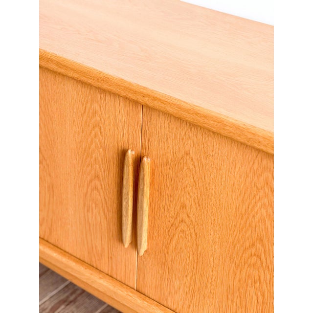 Model 240 Sideboard in Oak Wood by Johannes Andersen for Silkeborg Møbelfabrik, Denmark, 1960s For Sale - Image 14 of 16