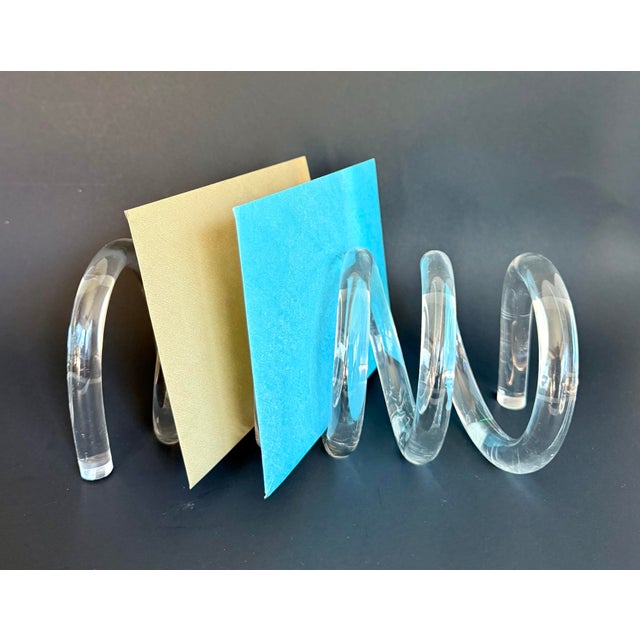 MCM Dorothy Draper Style Sculptural Lucite Coil Spiral Desk Accessory For Sale - Image 9 of 9
