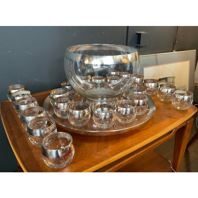 Transparent Mid 20th Century Attributed to Dorothy Thorpe Sterling Roly Poly & Punch Bowl Set- 27 Pieces For Sale - Image 8 of 18