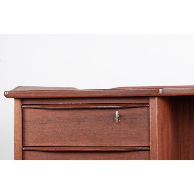 Danish Boomerang Desk in Teak and Brass by Peter Lovig Nielsen for Dansk Design, 1968 For Sale - Image 3 of 18