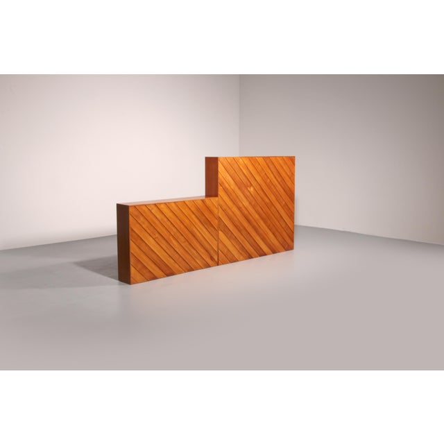 This free-standing privacy screen is a beautiful example of 1960s craftsmanship, combining functionality with sculptural...