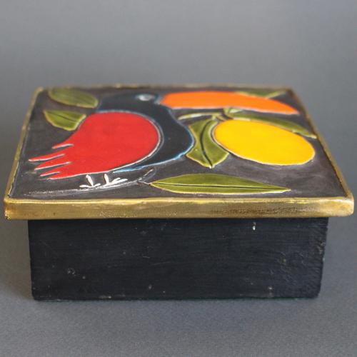 Vintage French Jewellery Box with Enamel Lid and Toucan Motif by Mithé Espelt, 1960s For Sale - Image 10 of 16