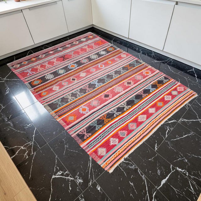 Turkish 1960s Hand Woven Turkish Kilim Colorful Flat Weave Area Rug For Sale - Image 3 of 13