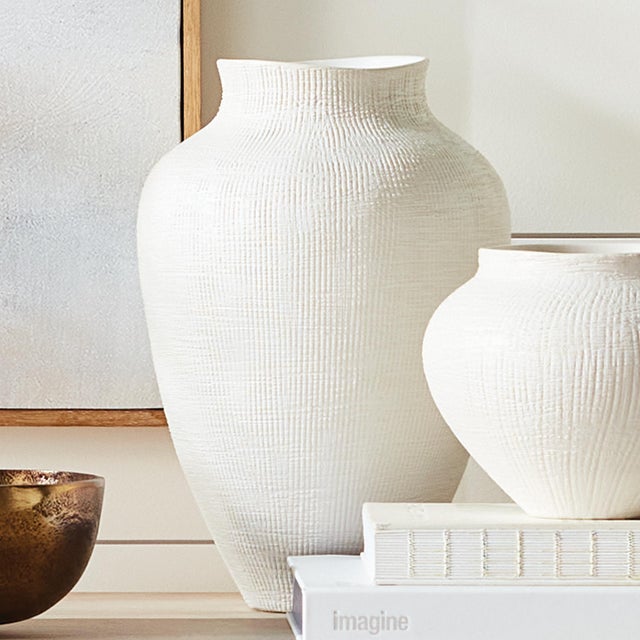 Early 21st Century Barclay Butera Ojai Vase Small For Sale - Image 5 of 5
