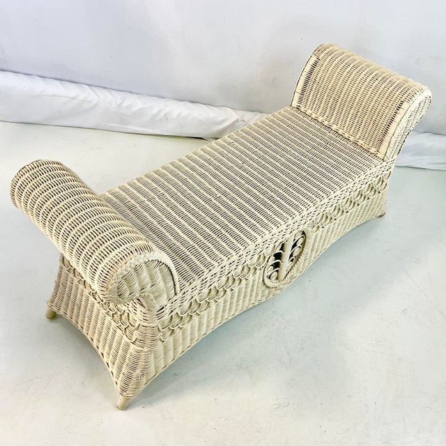 1950s Vintage Coastal Boho Chic Victorian Heywood-Wakefield Tree of Life Fiddlehead Bench For Sale - Image 13 of 16