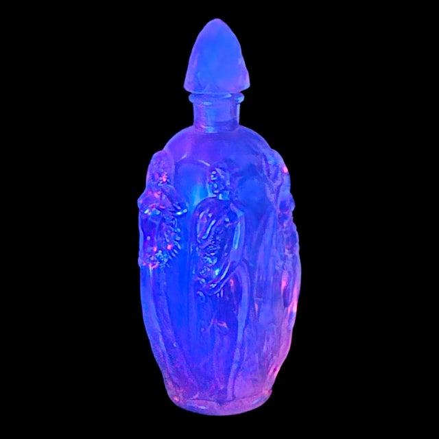 Sabino Gaite Opalescent Art Deco Perfume Bottle With Nymph Relief, France For Sale - Image 10 of 11