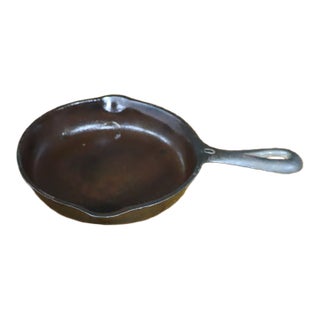 Griswold No. 4 Cast Iron Skillet, Large Block Logo, Erie Pa For Sale