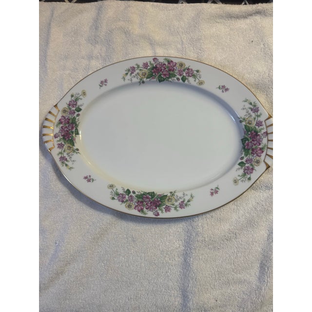 Chinese Vintage Narumi Japan Floral Porcelain 4-Piece Serving Set For Sale - Image 3 of 9