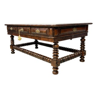 18th Century Portuguese Hand Carved and Turned Rosewood Coffee Table For Sale