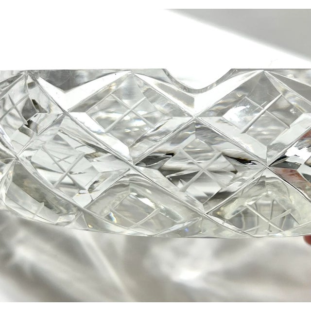 Vintage Heavy Cut Crystal Starburst Ashtray – Brilliant Star Etched Crystal Catchall For Sale In Louisville - Image 6 of 8