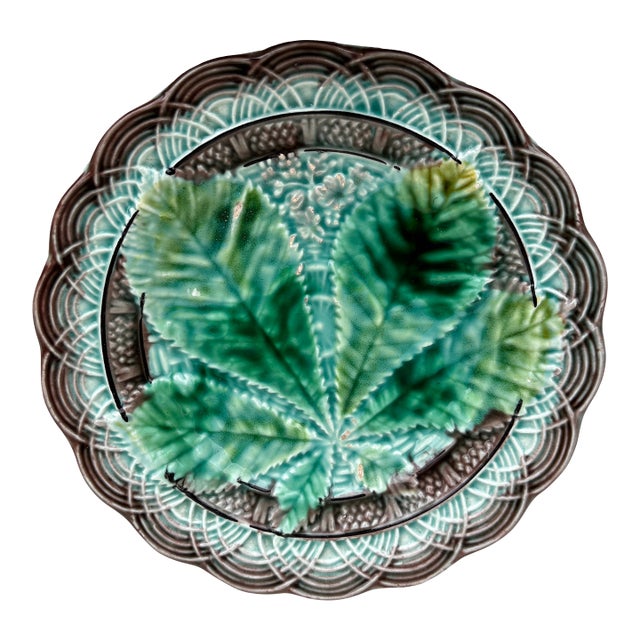 Majolica Chesnut Leaf Plate Villeroy & Boch, Circa 1890 For Sale