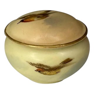 Royal Worcester Blush Ivory Miniature Pot: Hand-Painted Robin, c. 1905 For Sale