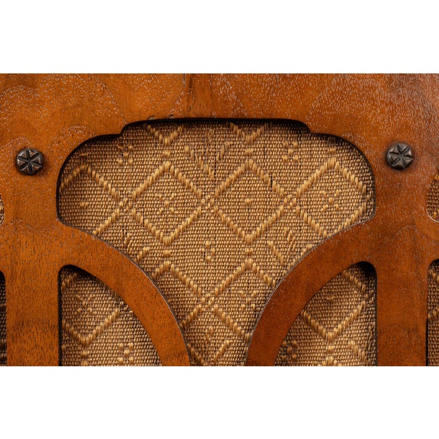 Vintage Model 5-T Radio by R C A For Sale In Chicago - Image 6 of 10
