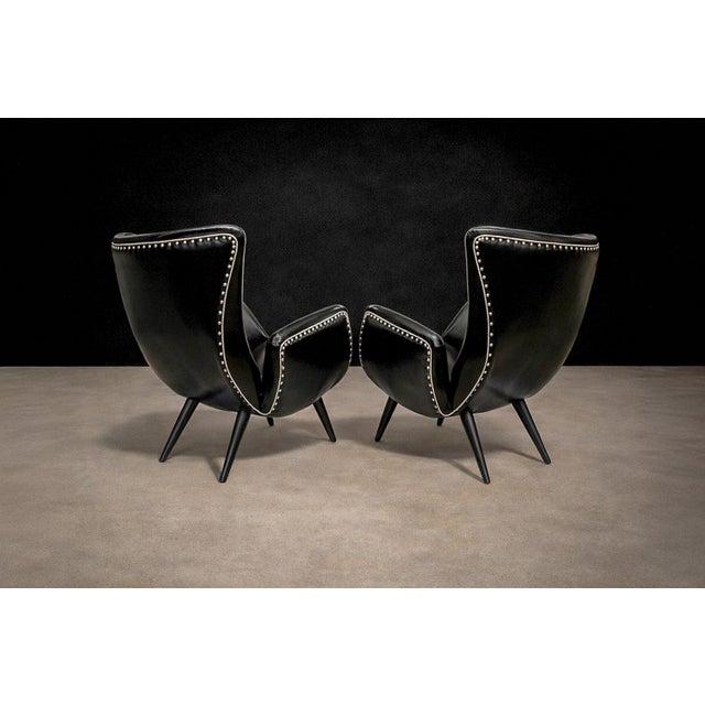 Mid-Century Modern Pair of Armchairs in & Faux Black Leather, Unknown, 1950s For Sale - Image 3 of 9